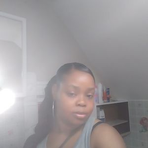 Meet your Posher, Ebony